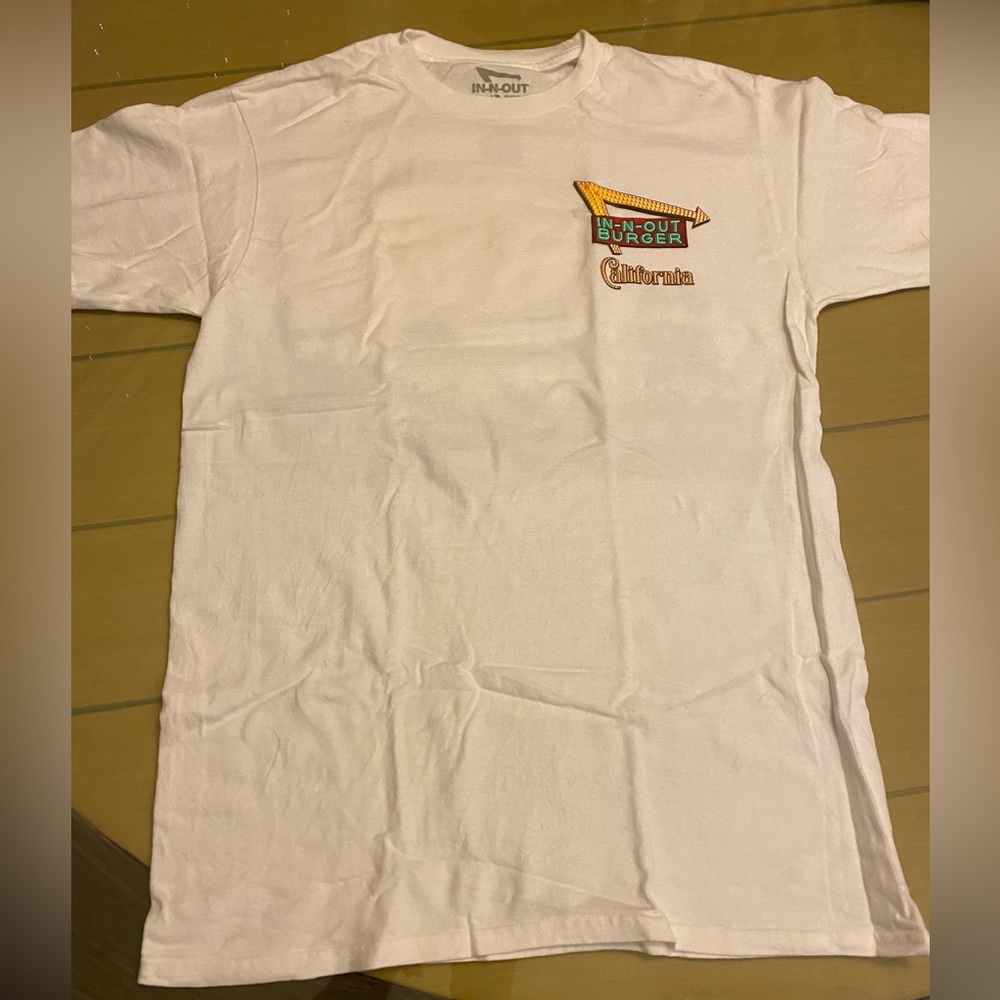 In N Out T-shirt 🍔